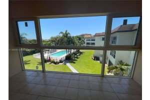 4200 Crystal Lake Dr 304 Deerfield Beach, FL 33064 - MLS#A11860096