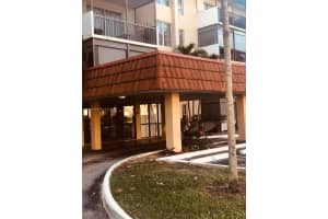 4154 Inverrary Dr 411, Lauderhill
