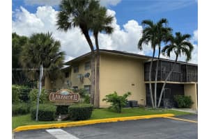 15699 Sw 73rd Cir Ter 1-10, Miami