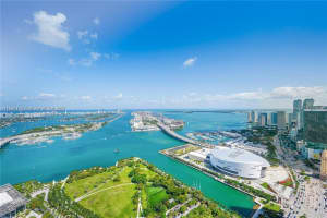 1100 Biscayne Blvd 5801, Miami
