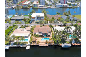 624 Palm Dr Hallandale Beach, FL 33009 - MLS#A11860128