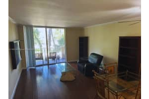 2350 NE 135th St 202, North Miami, FL 33181 - MLS#A11860136