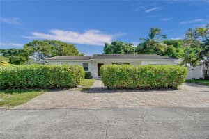 10 NW 100th St, Miami Shores, FL 33150 - MLS#A11860148