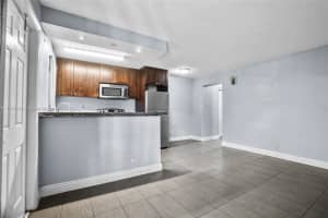 37 SW 14th St #5, Dania Beach, FL 33004, - MLS#A11860182