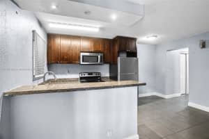 37 SW 14th St #5, Dania Beach, FL 33004, - MLS#A11860182