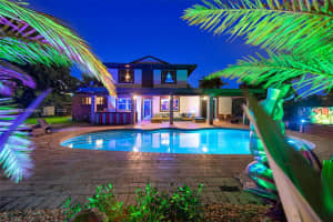 250 NE 158th St, Miami, FL 33162 - MLS#A11860216