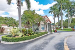 10024 NW 43nd TER, Doral, FL 33178 - MLS#A11860217