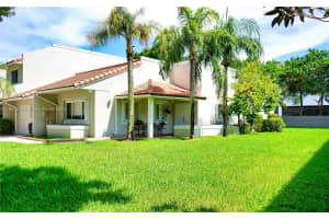10024 NW 43nd TER, Doral, FL 33178 - MLS#A11860217