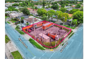 705 Nw 18th Pl Miami, FL 33125 - MLS#A11860218