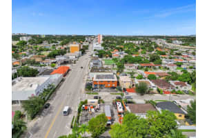 705 Nw 18th Pl Miami, FL 33125 - MLS#A11860218