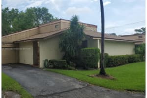 8091 Royal Palm Cir 65 Tamarac, FL 33321 - MLS#A11860243