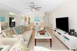 2109 Nw 2nd Avenue Wilton Manors, FL 33311 - MLS#A11860253