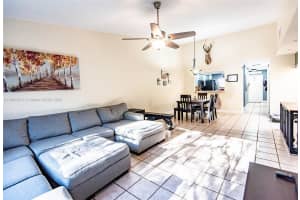 895 Sw 120th Way Davie, FL 33325 - MLS#A11860271