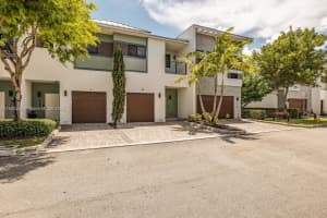 4444 Nw 8th Ct Plantation, FL 33317 - MLS#A11860286