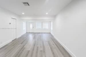 307 Sw 15th St, Fort Lauderdale