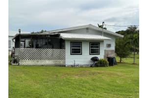 315 Avenue J Moore Haven, FL 33471 - MLS#A11860311