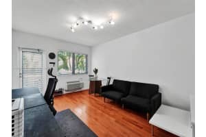 745 13th St 14, Miami Beach