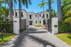 70 Camden Dr, Bal Harbour, FL 33154 - MLS#A11860354