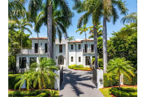 70 Camden Dr, Bal Harbour, FL 33154 - MLS#A11860354