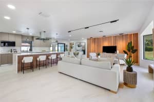 2415 Ne 35th Dr, Fort Lauderdale