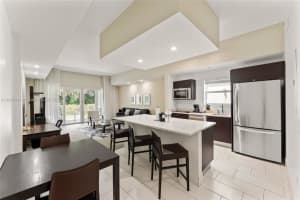 5300 Nw 87th Ave 408, Doral