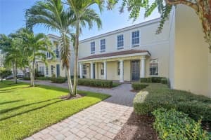 8305 Nw 8th Ter, Boca Raton