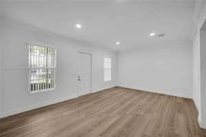 8305 Nw 8th Ter Boca Raton, FL 33487 - MLS#A11860393