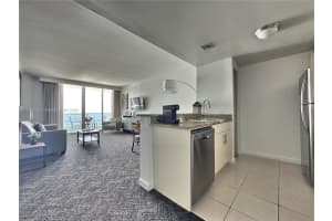 2889 Mcfarlane Rd 1814 Miami, FL 33133 - MLS#A11860418