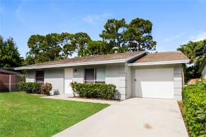 7109 Glenwood Dr Boynton Beach, FL 33436 - MLS#A11860424