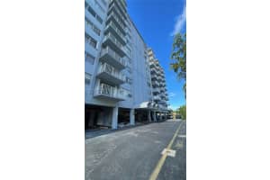 1470 Ne 125th Ter 205 North Miami, FL 33161 - MLS#A11860435