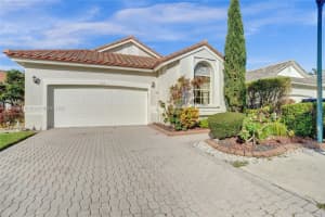 1485 W Lacosta Dr W, Pembroke Pines