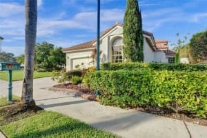 1485 W Lacosta Dr W, Pembroke Pines, FL 33027 - MLS#A11860454