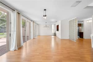9785 NW 45th Ln, Doral, FL 33178 - MLS#A11860490