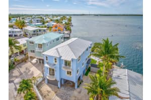 207 Camelot Dr, Tavernier