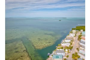 207 Camelot Dr, Tavernier, FL 33070 - MLS#A11860499