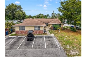 1821 NE 56th St 4, Fort Lauderdale, FL 33308 - MLS#A11860526