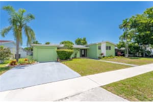 9390 Dominican Dr Cutler Bay, FL 33189 - MLS#A11860537