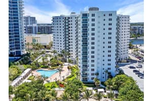 3001 S Ocean Dr 403, Hollywood, FL 33019 - MLS#A11860567