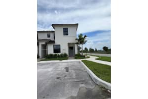 12725 SW 234th Ter 08/25, Homestead, FL 33032 - MLS#A11860589