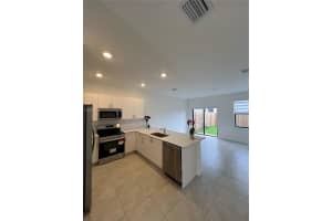 12725 SW 234th Ter 08/25, Homestead, FL 33032 - MLS#A11860589