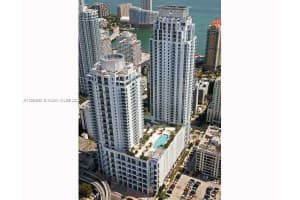 1050 Brickell Ave 2514, Miami
