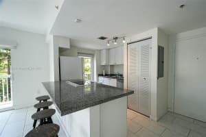 2740 Sw 28th Ter 201 Miami, FL 33133 - MLS#A11860632