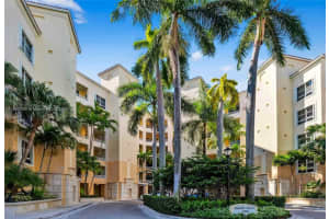 715 Crandon Blvd Ph-5, Key Biscayne