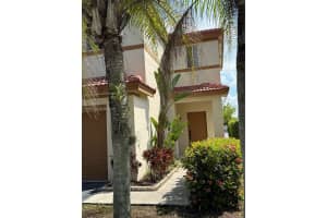 1421 Presidio Dr Weston, FL 33327 - MLS#A11860691