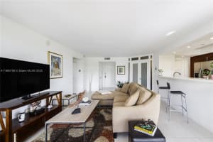 1000 Quayside Ter 508 Miami, FL 33138 - MLS#A11860706