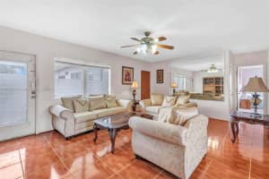 2072 NE 169th St 10, North Miami Beach, FL 33162 - MLS#A11860714