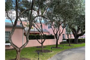 570 Loretto Ave 10, Coral Gables, FL 33146 - MLS#A11860747