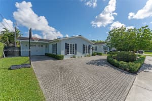 8725 Sw 83rd St Miami, FL 33173 - MLS#A11860768