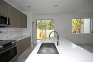 10259 Nw 72nd Ter 10259 Doral, FL 33178 - MLS#A11860797