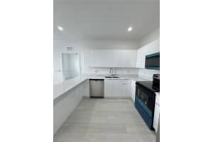 909 E 24th St 401 Hialeah, FL 33013 - MLS#A11860832